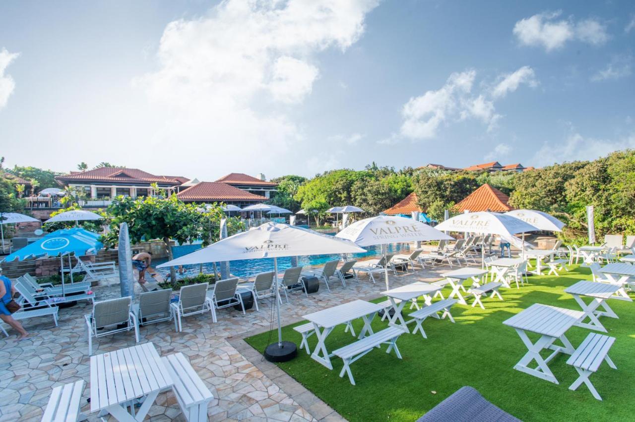 The Capital Zimbali Hotel Ballito Eksteriør billede The swimming pool at the resort