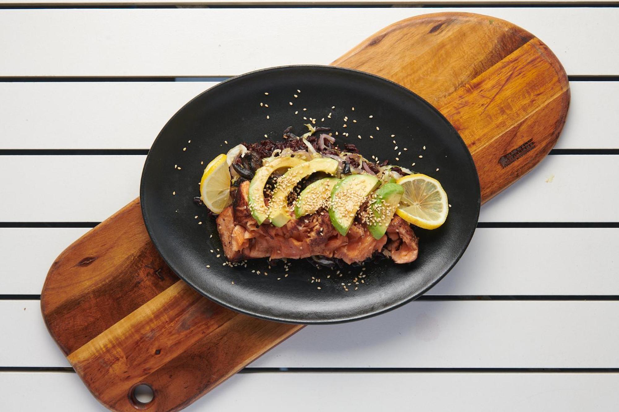The Capital Zimbali Hotel Ballito Eksteriør billede A plate of poke